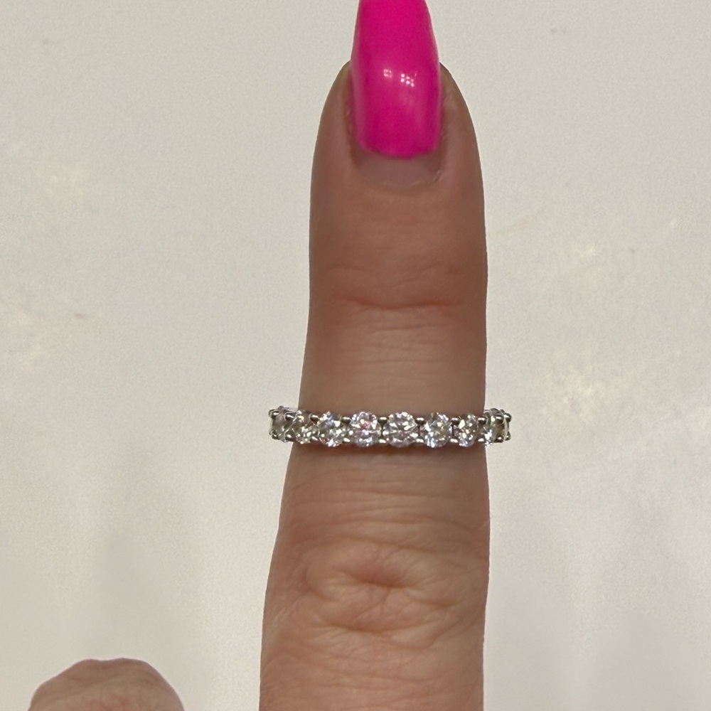 Kuololit Round Cut Diamond Moissanite Ring Sterling Silver S925 size 6 - Picture 2 of 9